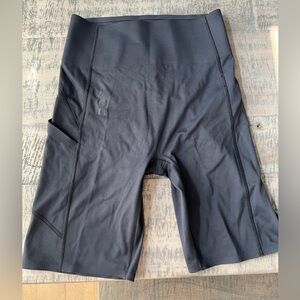 Movement Tight Shorts by On